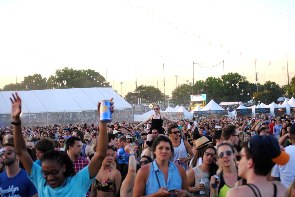 crowd 40