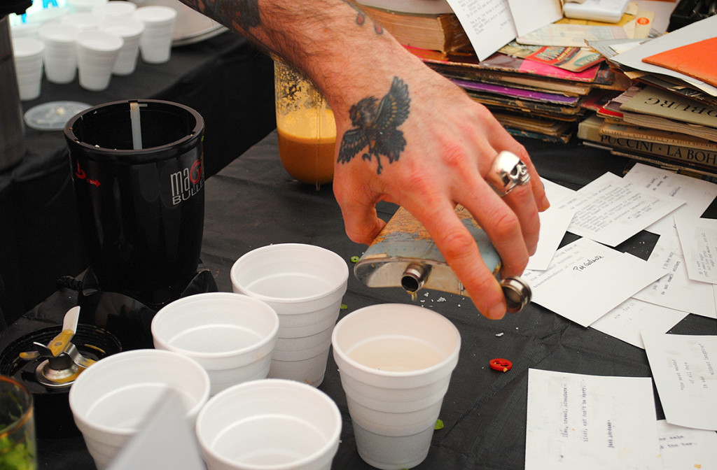 Wild Turkey Pour Color