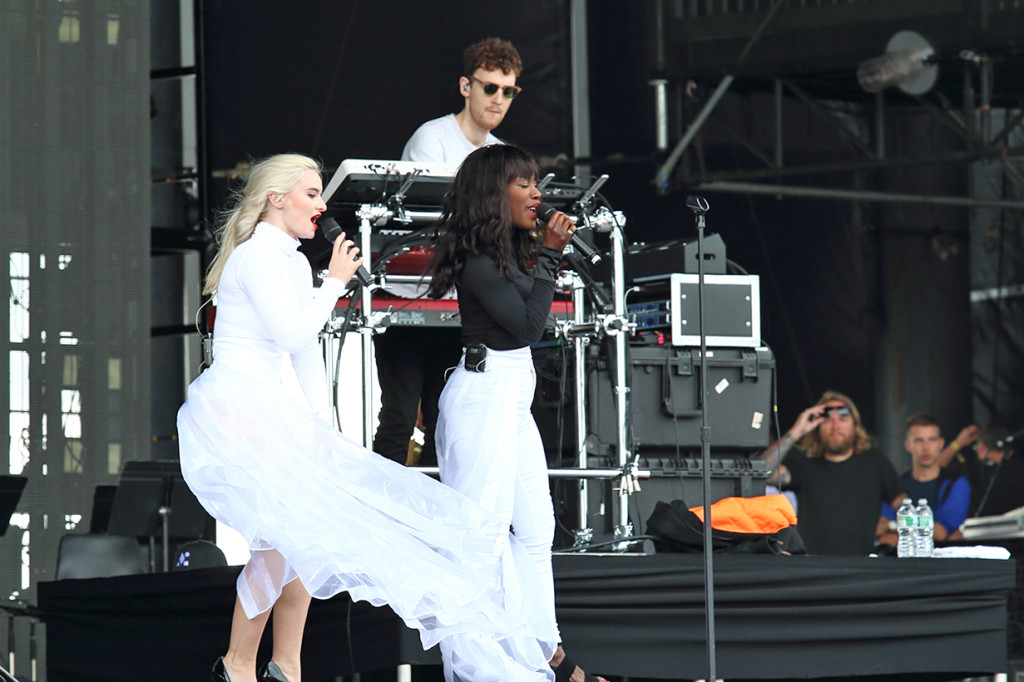 Clean Bandit