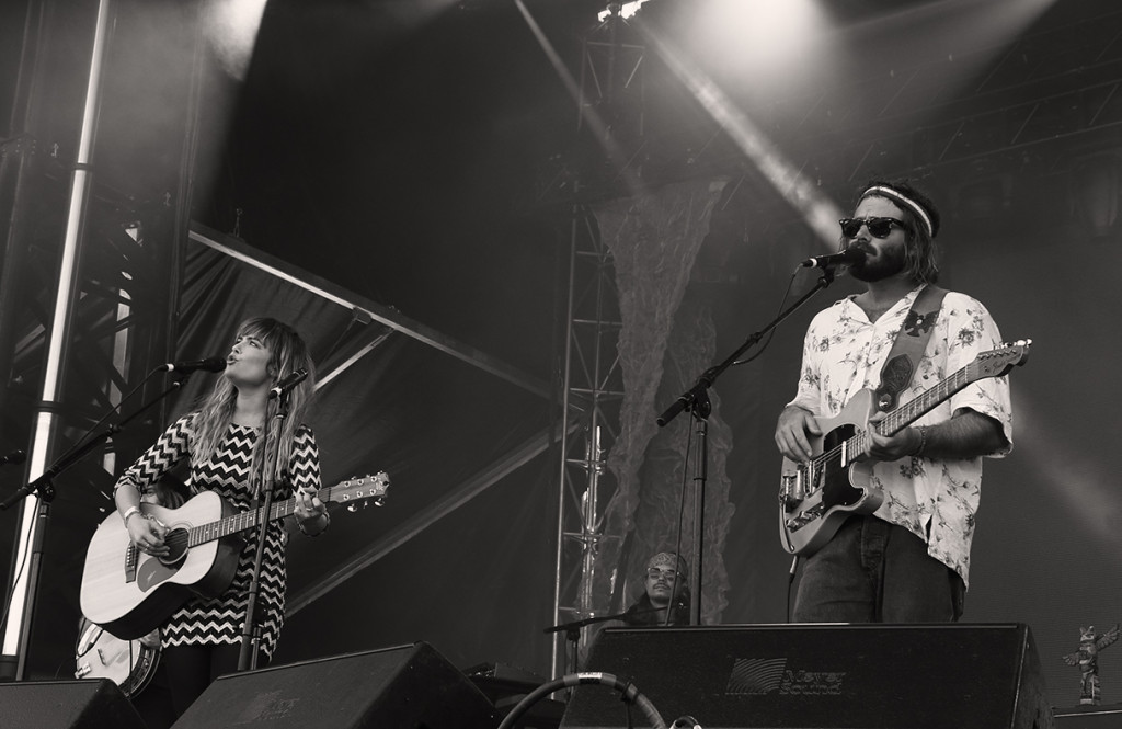 Angus And Julia Stone