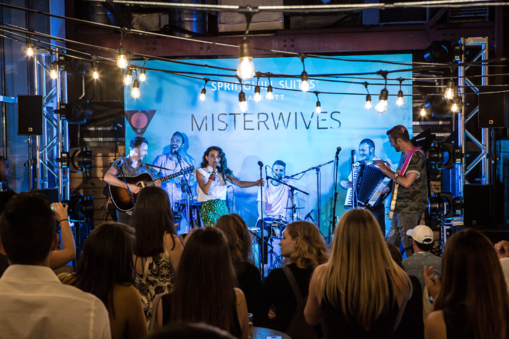 Misterwives