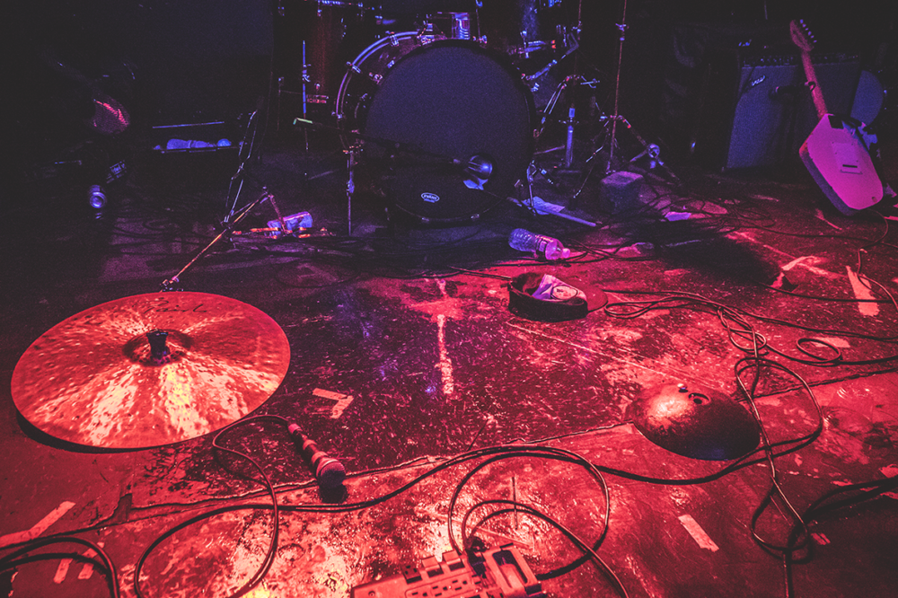 Stage after set